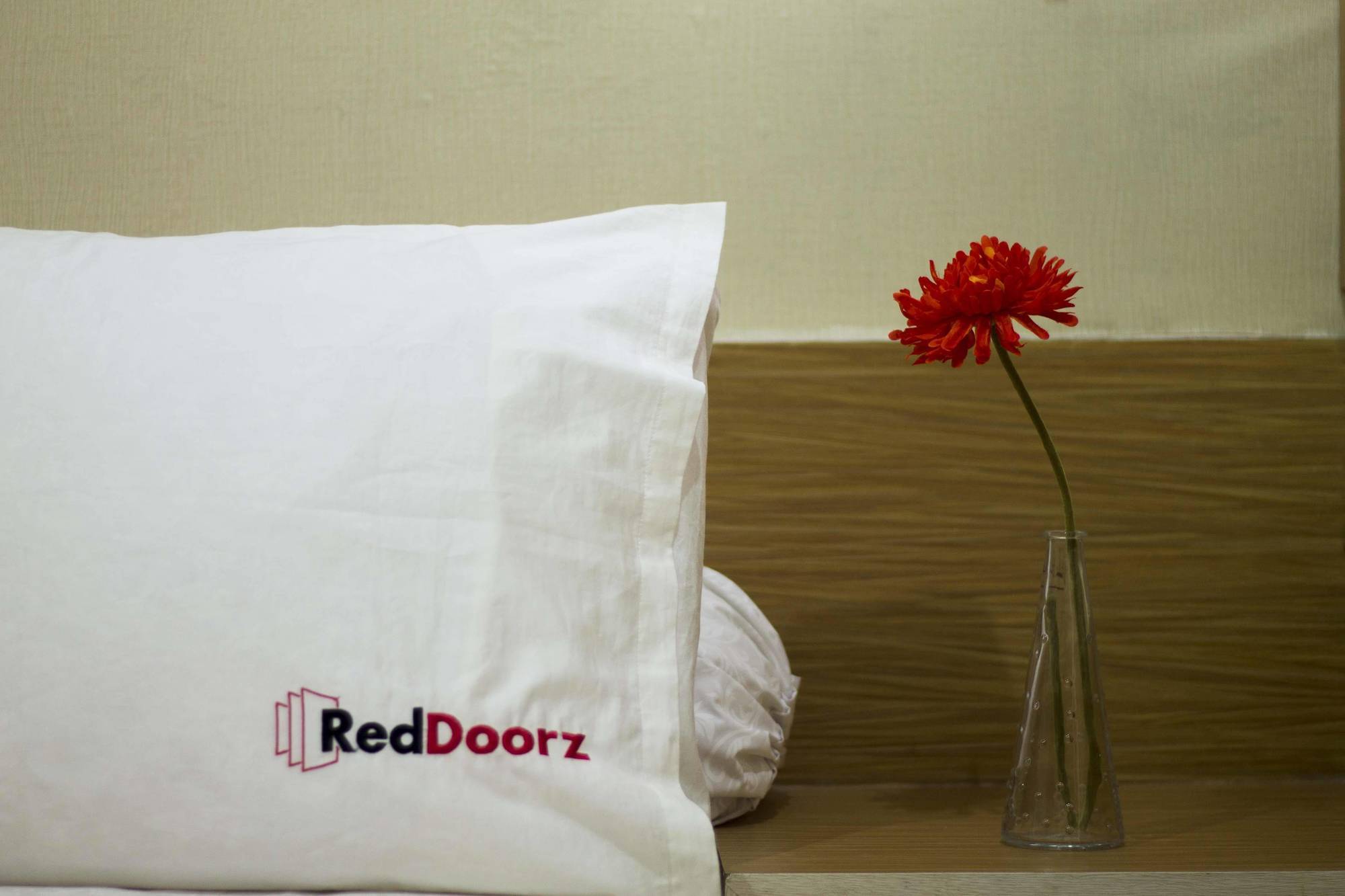 Reddoorz @ Gajah Mada Hotell Jakarta Eksteriør bilde